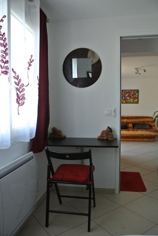 A L'Oree Du Bois Rillieux-la-Pape Room photo